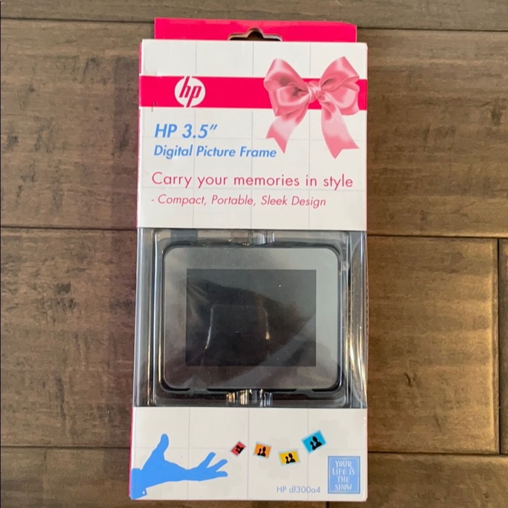 HP 3.5” Digital Picture Frame